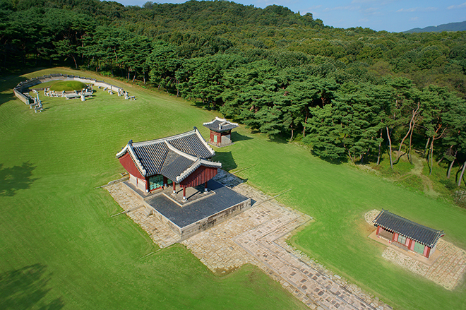 조선시대 역사여행: 파주 장릉 – 인조와 인열왕후가 함께 잠든 이유