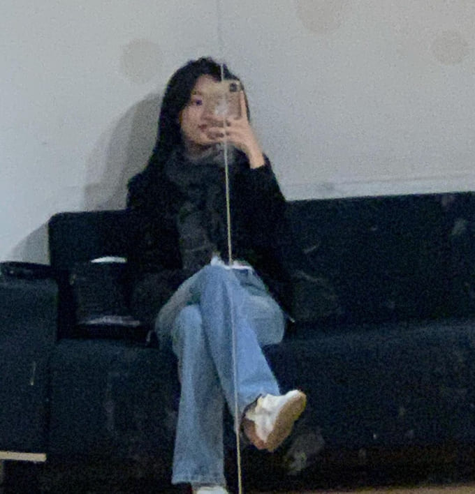 이나은 사복