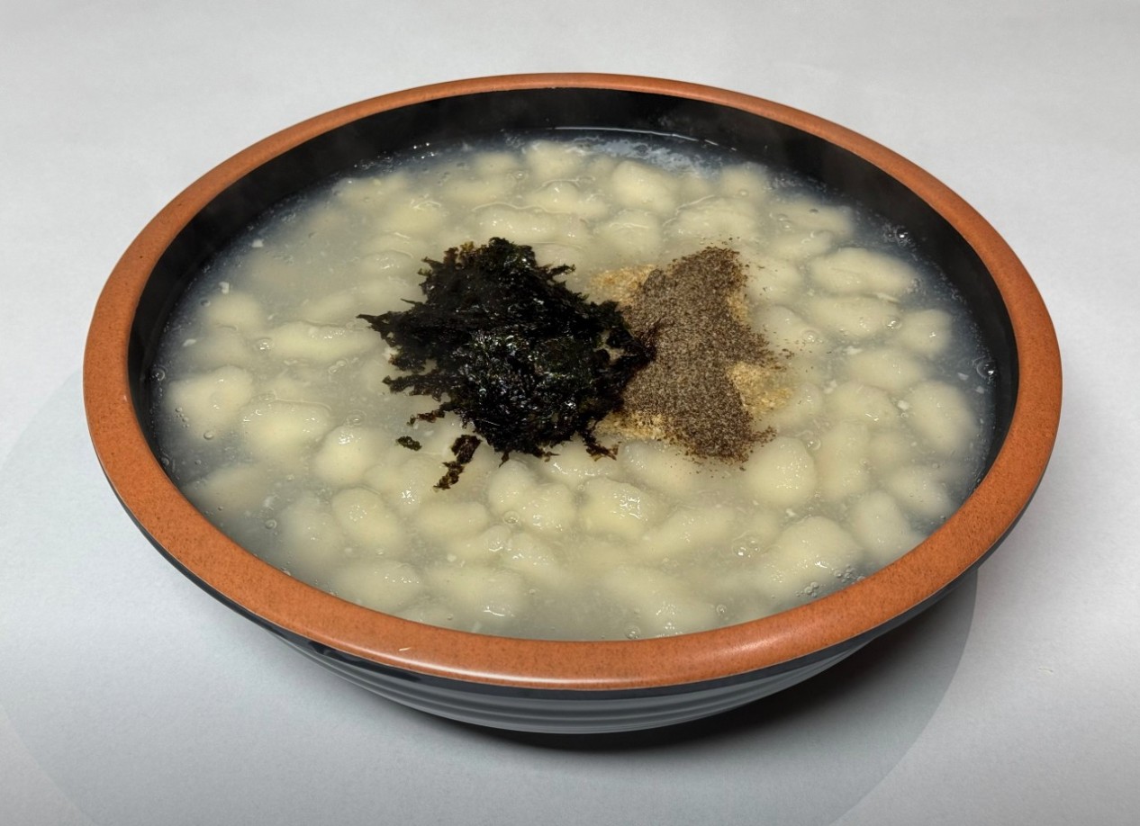 단양 여행 필수 코스! 마늘석갈비막국수 맛과 분위기 총정리