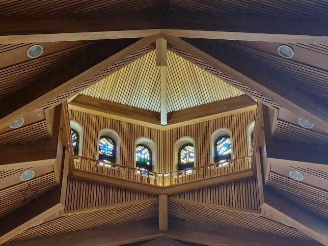 옥수동성당 천장 사진