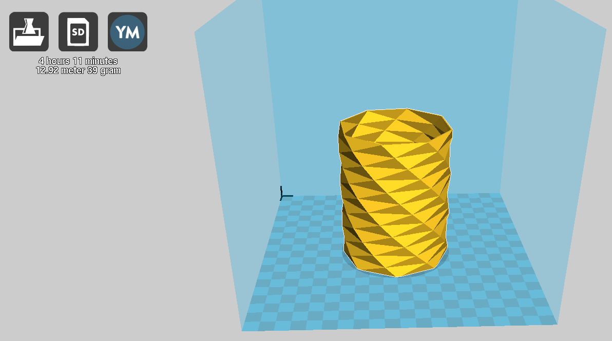 슬라이싱 프로그램 화면에 출력 예상시간 4시간 11분, 무게 39g으로 표시된 연필꽂이 모델링 파일
