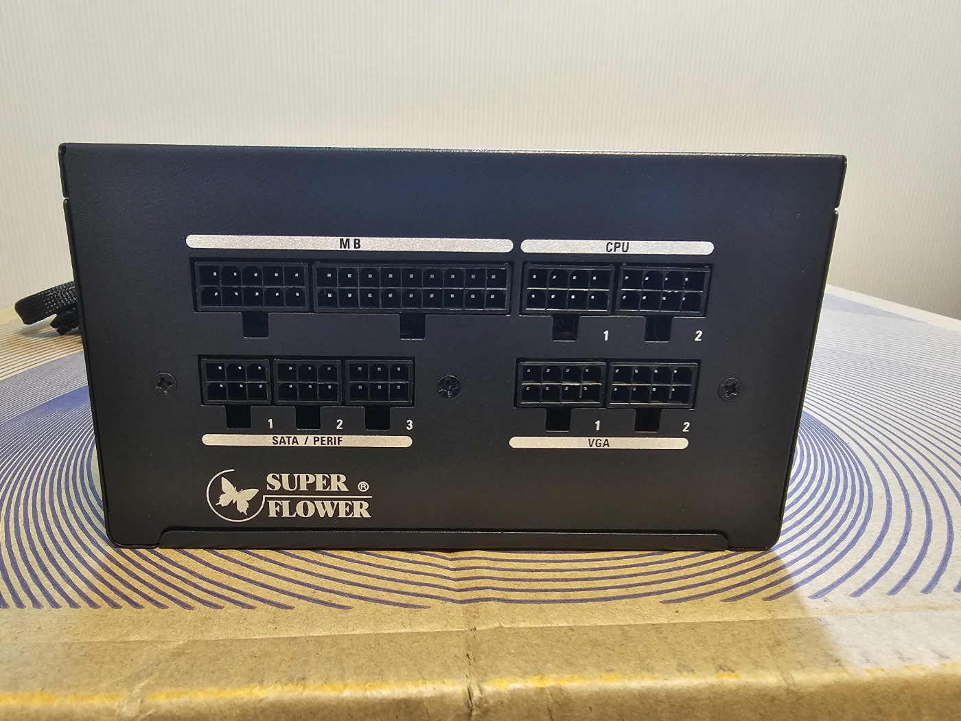 SuperFlower_SF-750F14HG_LEADEXIII_GOLD_앞면