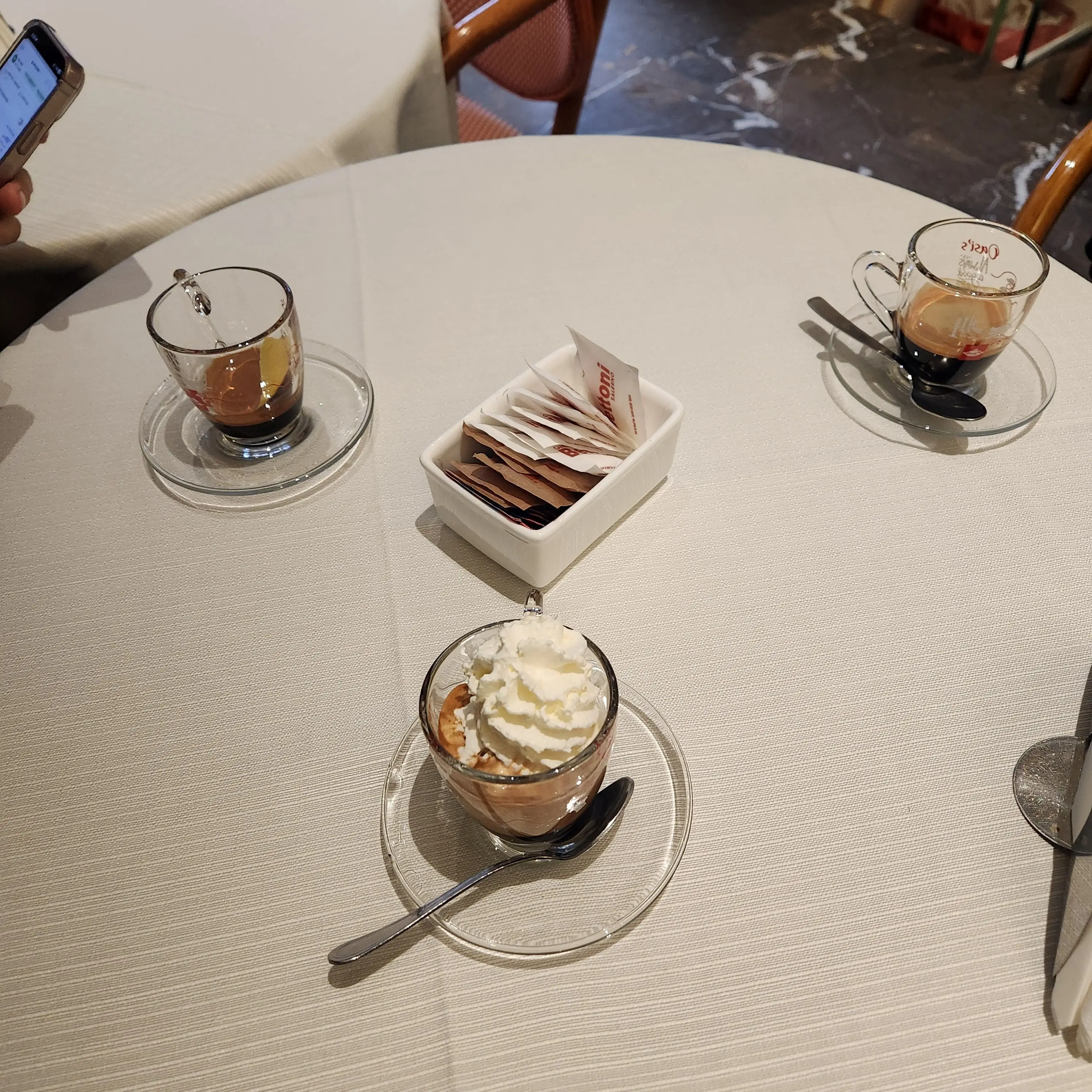 각종-에소프레소-세잔