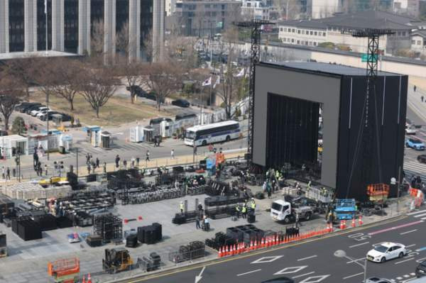 정부, 서울 종로&middot;중구 테러 경보 '주의' 격상...21일 BTS 광화문 공연 대비 안전 총력전
