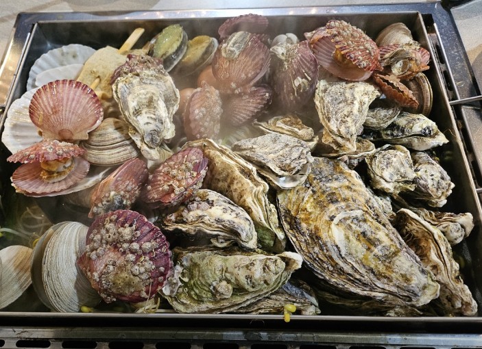 시흥 굴찜 맛집 | 생방송투데이 ‘대식가-겨울의 백미 대왕 굴찜’ 나온 통굴통굴 시흥본점시흥 굴찜 맛집