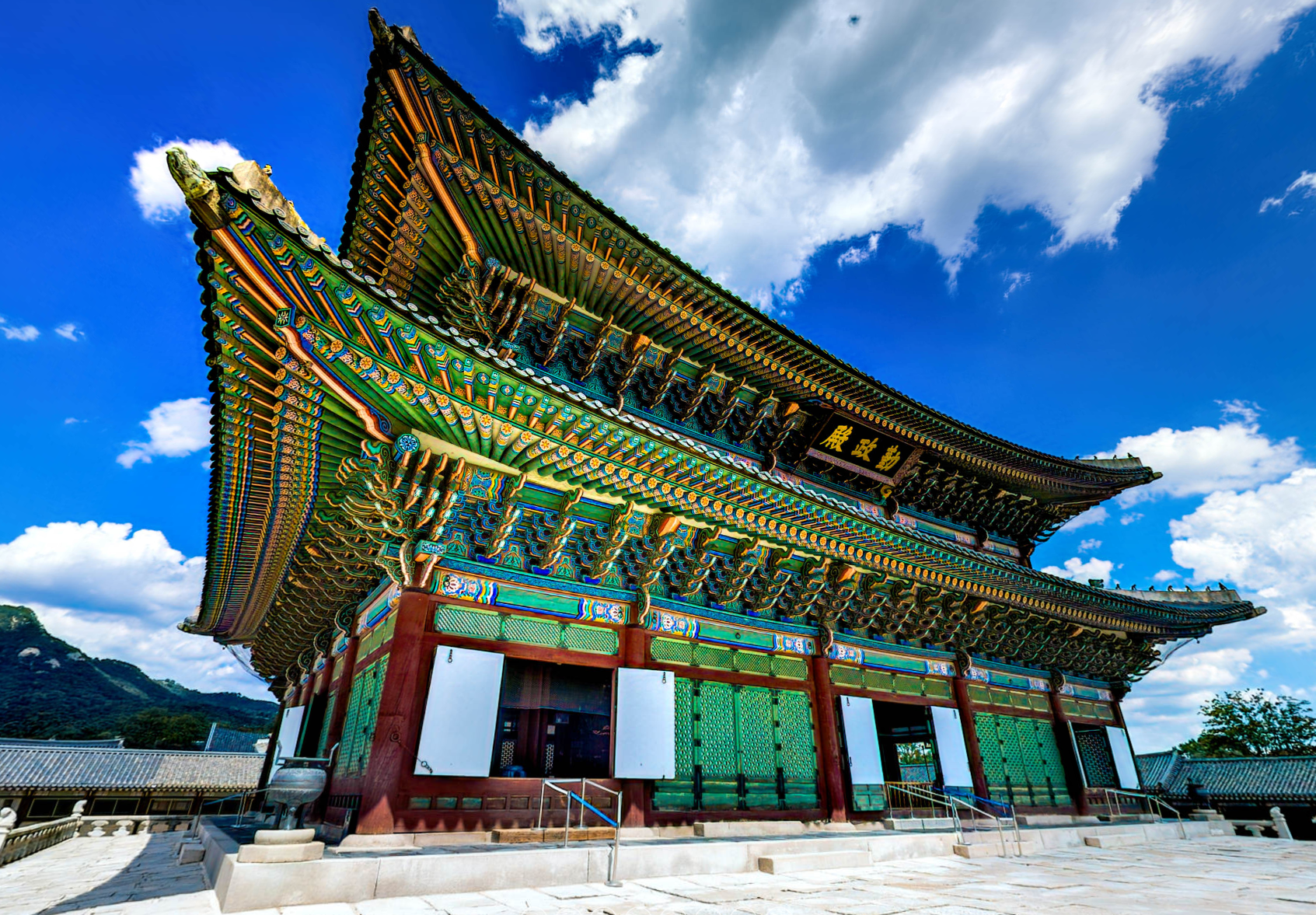 경복궁 교태전 사전 예약하기&amp;#44; 복원 30주년 기념 내부 최초 공개&amp;#44; 내부 전시&amp;#44; 부벽화&amp;#44; 영상 체험까지 