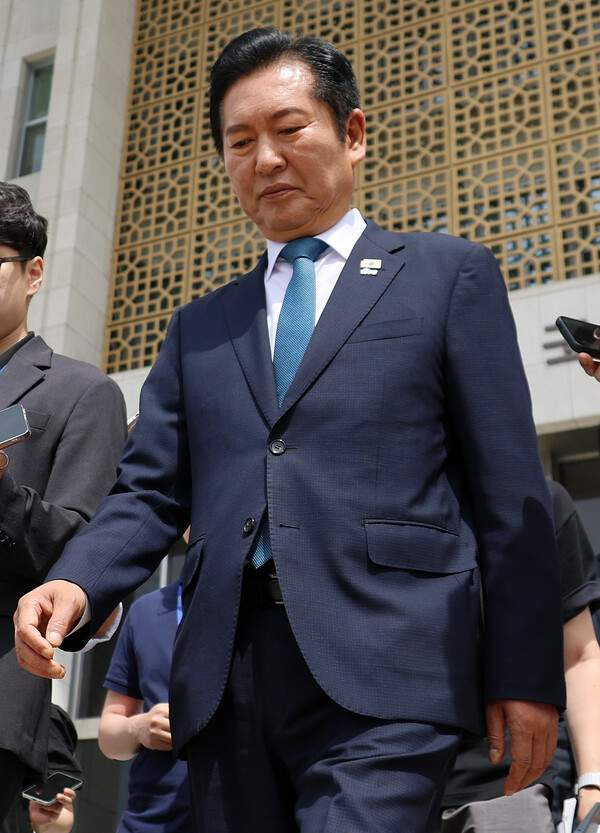 정청래 대표 사퇴 이유와 민주당 전당대회 3파전 전망! 장동혁 복귀 및 국회 후반기 원 구성 법사위원장 협상 시한 결과 분석
