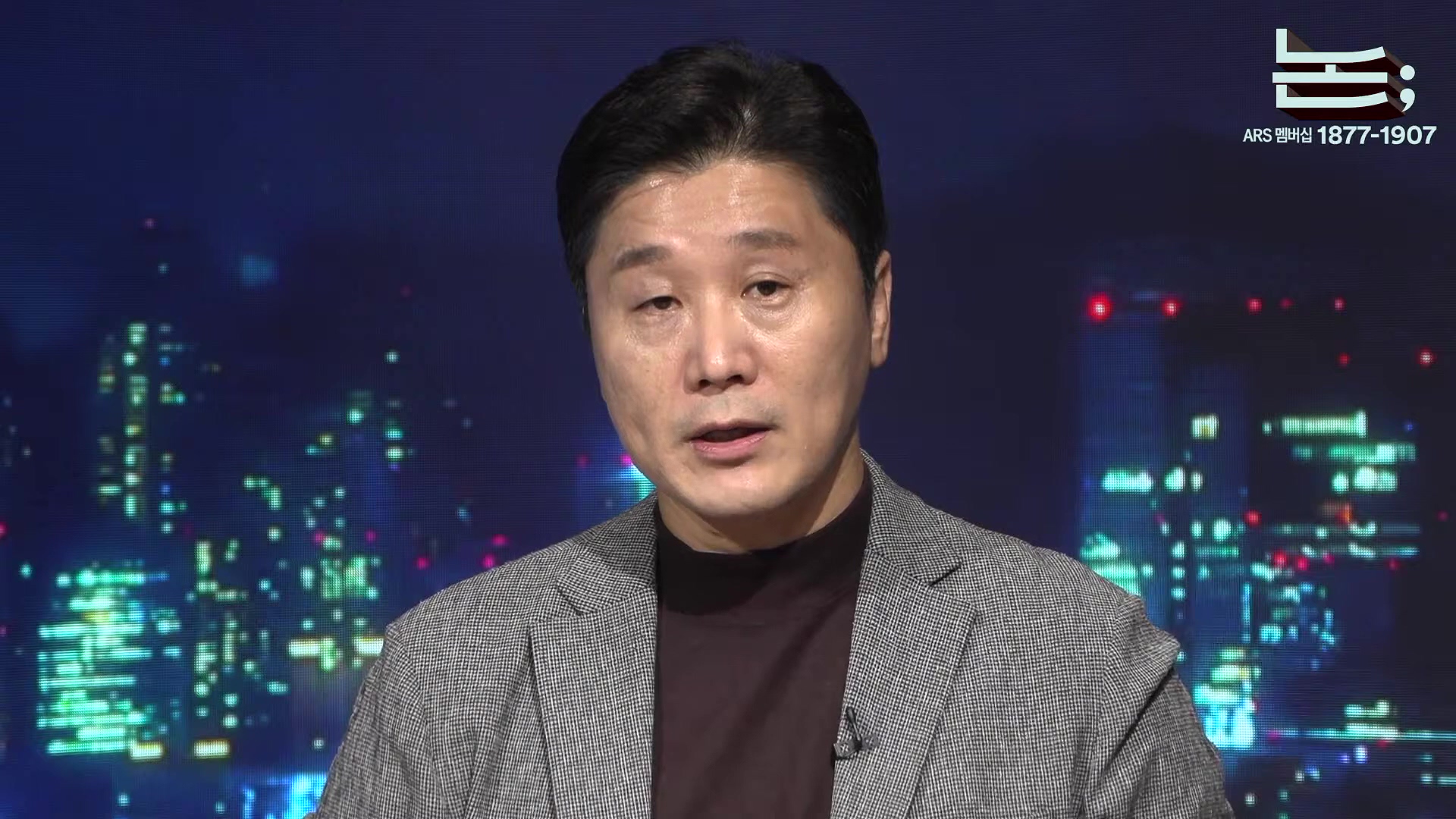 [정준희의 논] '내란의 군대'를 '국민의 군대'로 되돌리는 2025 국군의 날ㅣ홍민 통일연구원 선임연구위원ㅣ2025년 10월 1일 수요일.mp4_20251006_195740.313.jpg