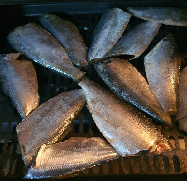 에어프라이 속 전어