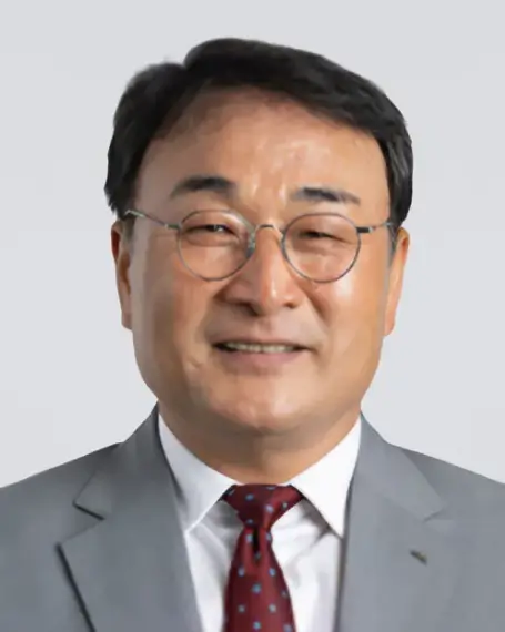 최영일