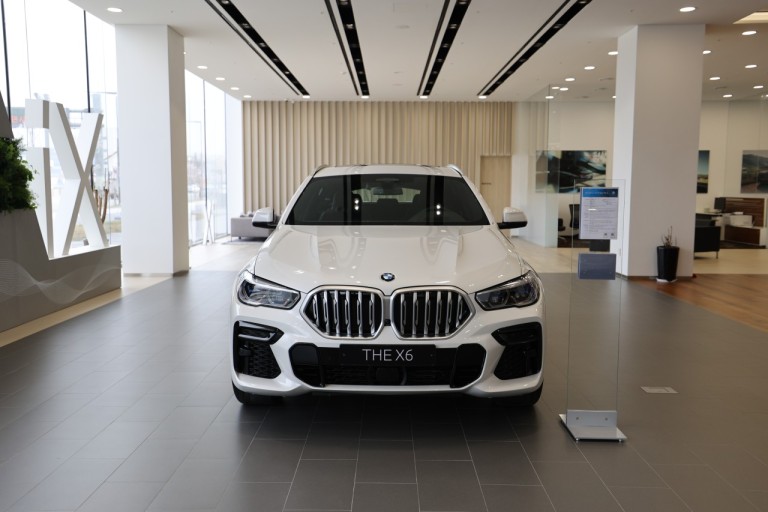 BMW X6 차량 사진 2