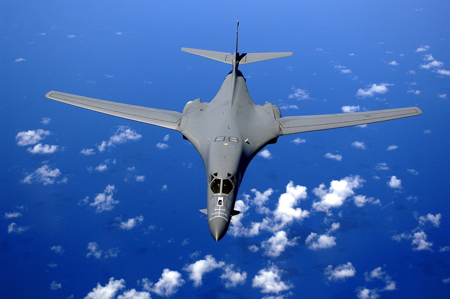 b-1b lancer