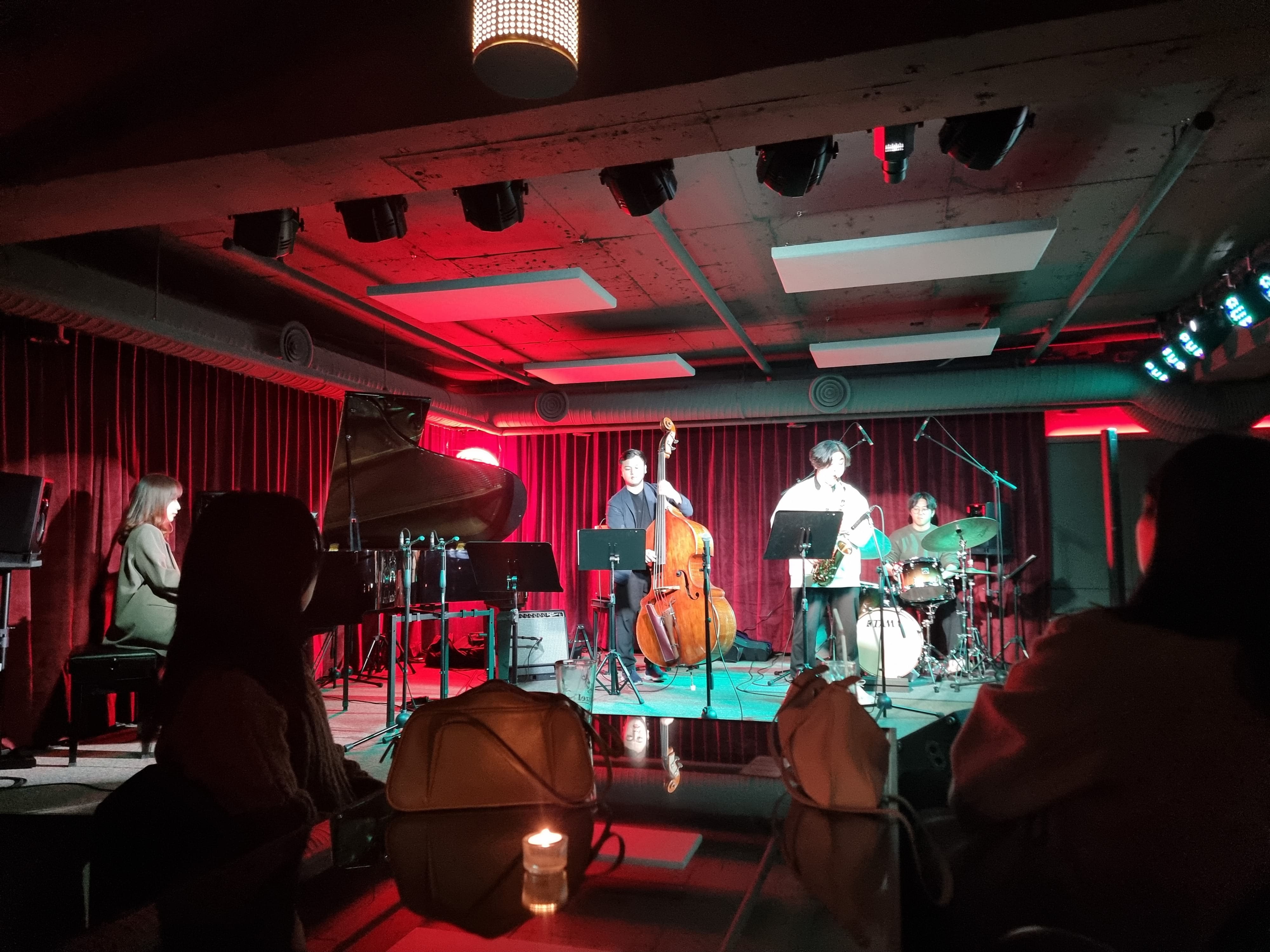 사당-엔트리55-무대