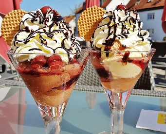 생크림 가격 인상 전말과 카페 창업자의 현실 고백