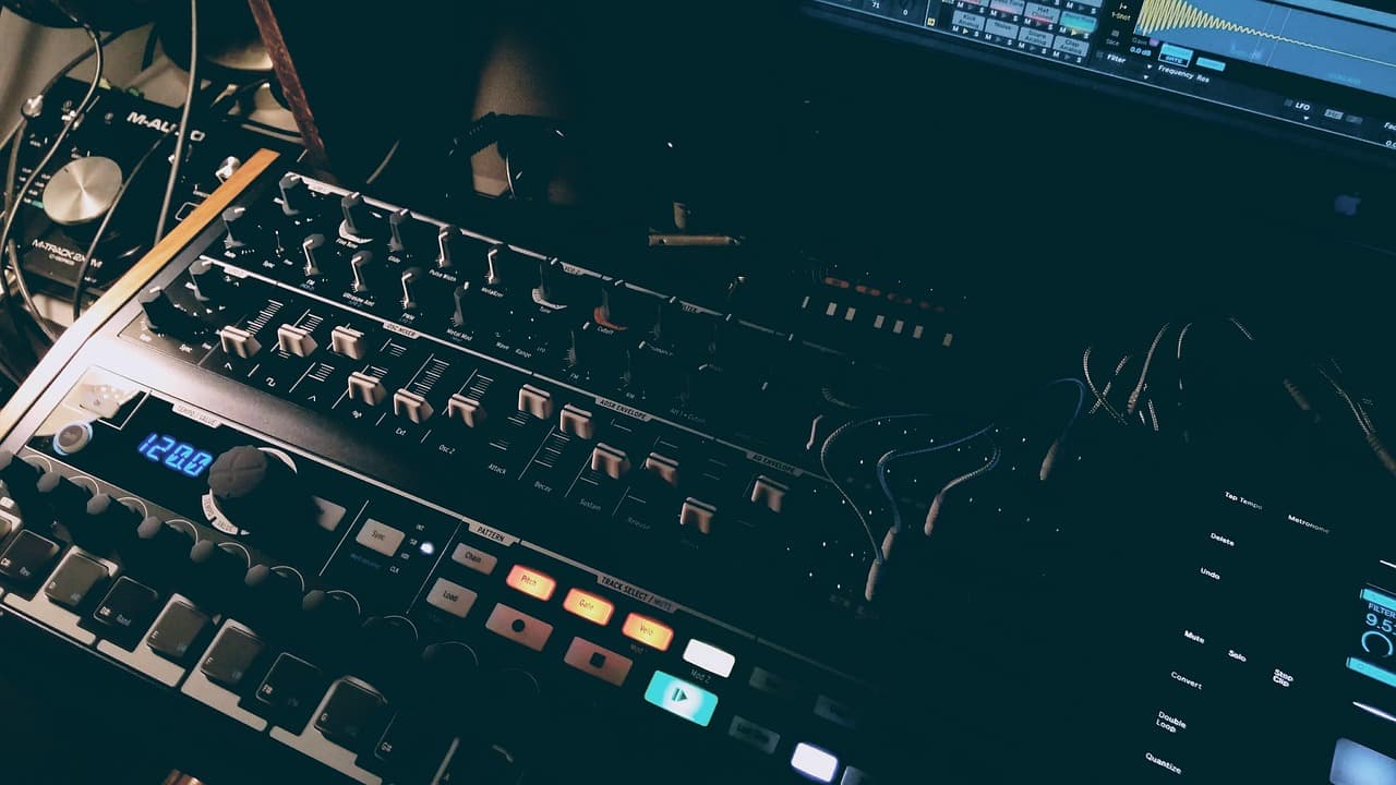 디제잉 Key 믹싱의 원리와 실전 적용법