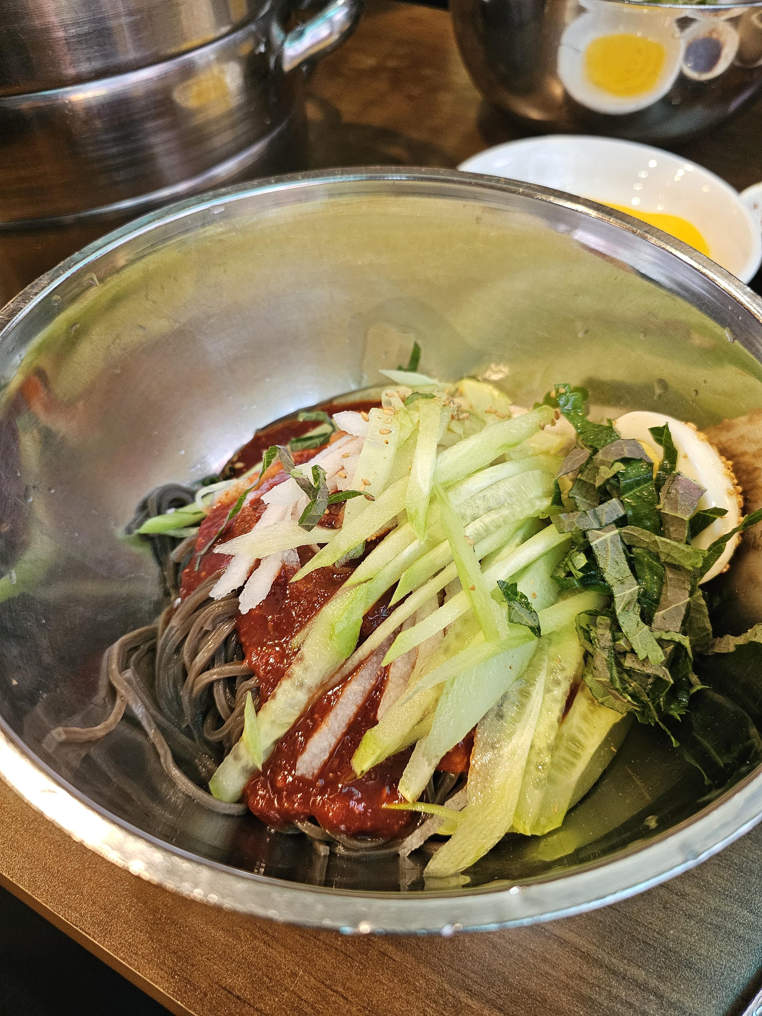 모밀비빔면