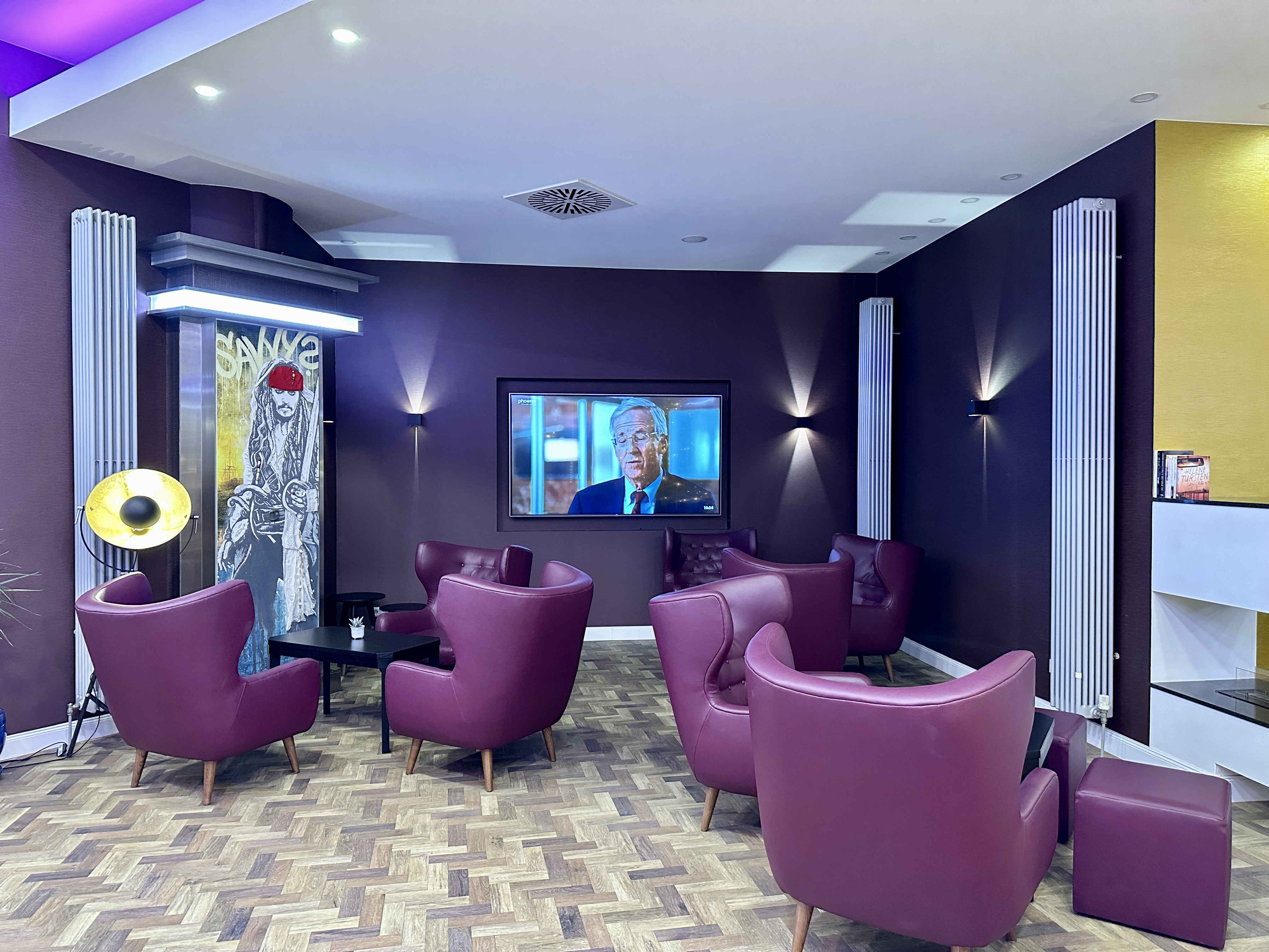 할리우드 미디어 호텔 로비