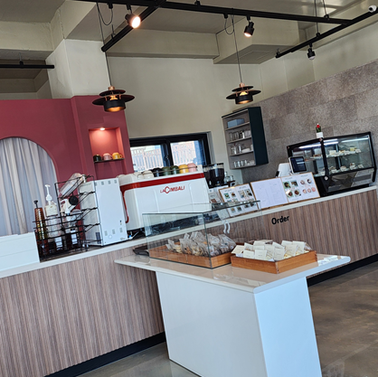 파주 금촌 디디에 카페 내부 사진