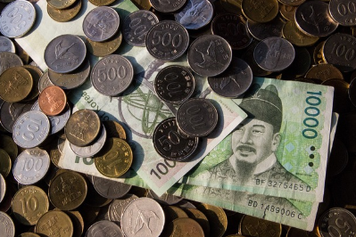 1만원권의 외출 – 하루 동안 벌어진 일들