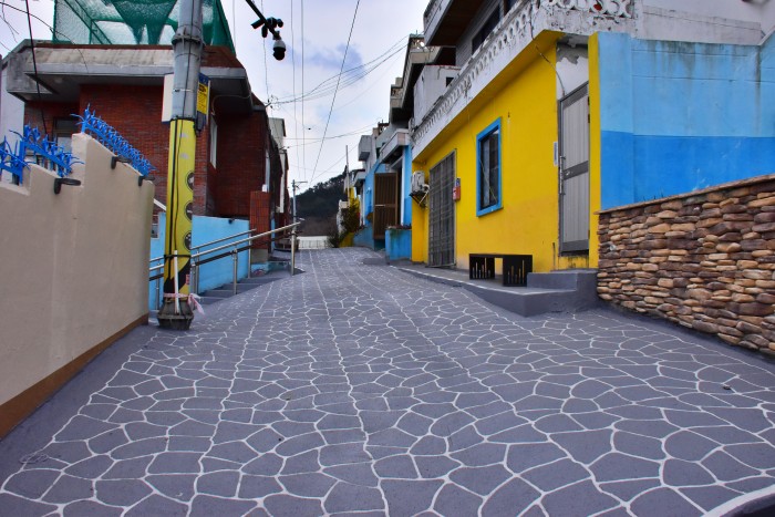 전리마을의 밤알마을