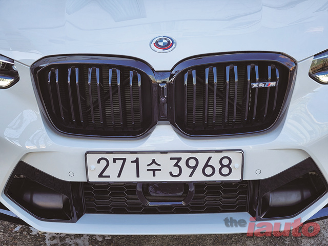 BMW X4M 컴페티션