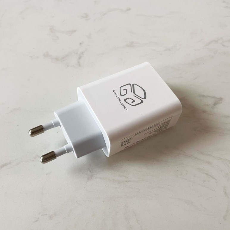 DGG 20W USB-PD 고속 충전기 본품