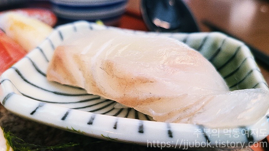 고쉐프의-신선한-초밥-숙성활어-2