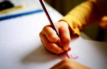 2025 교육비 절약 꿀팁: 정부 바우처·돌봄카드