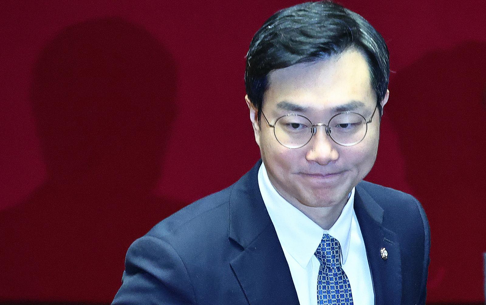 장경태 국회의원 고향 전남 순천과 동대문구 지역구 관련 사진