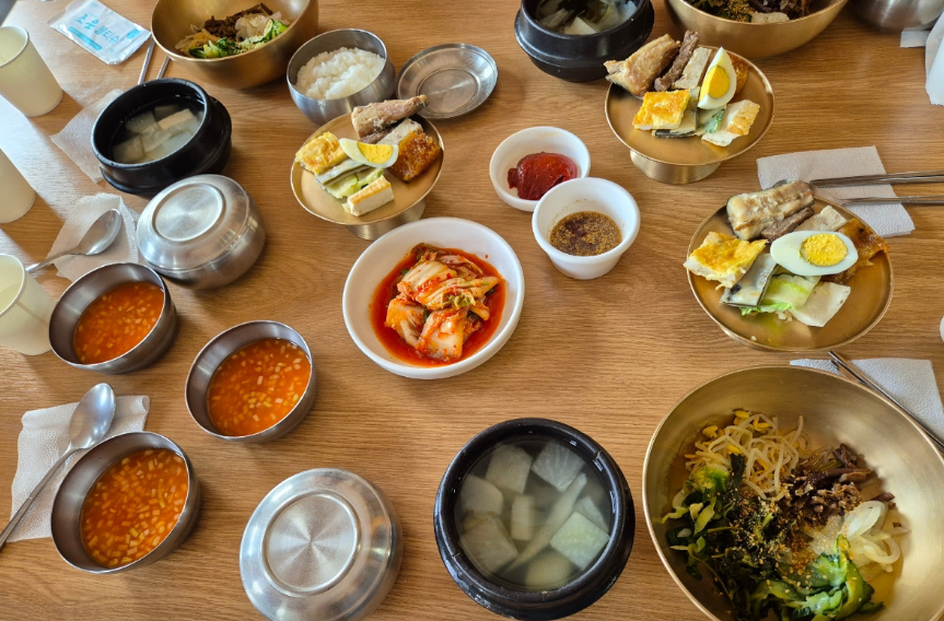 헛제사밥까치구멍집