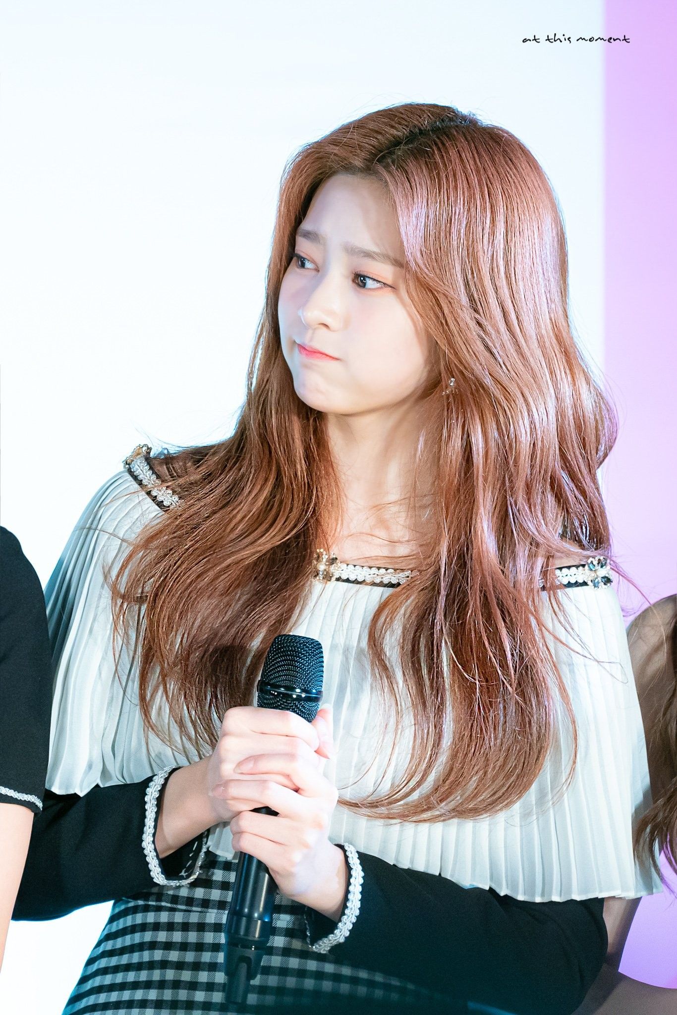 아이즈원 김민주 최애사진