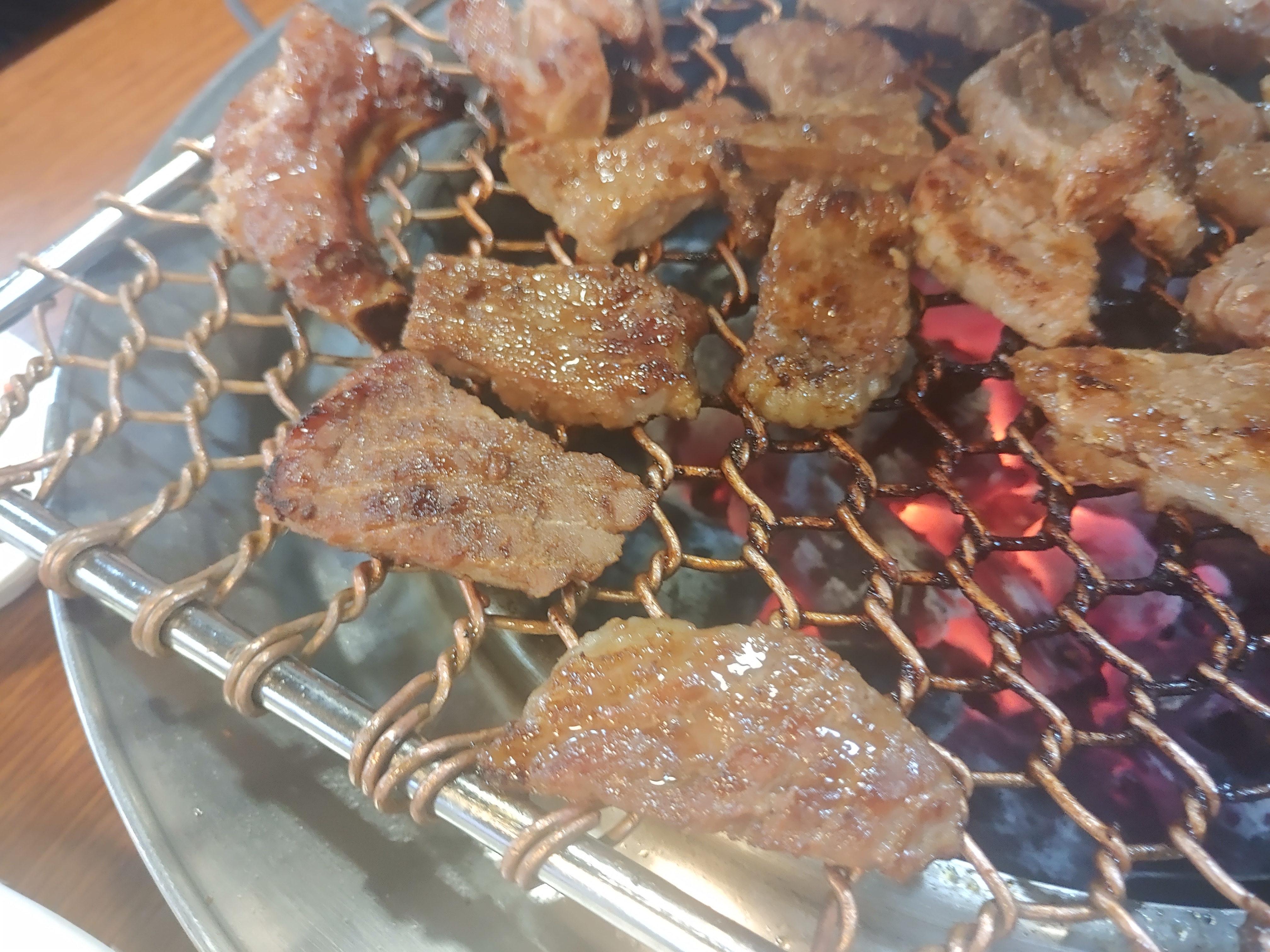 백년식당 서서갈비 맛있게굽기