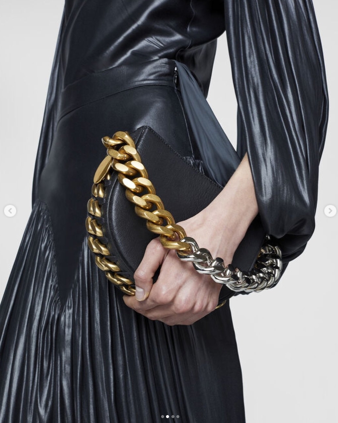 2026년 비건 가죽 가방: 이 가죽 가방을 버섯, 사과껍질로 만들었다고...?