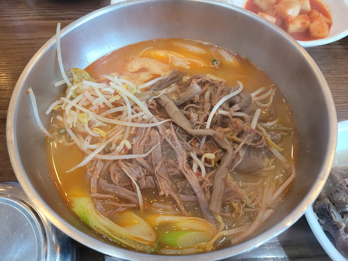 영등포구청 곰탕집 '부여집'