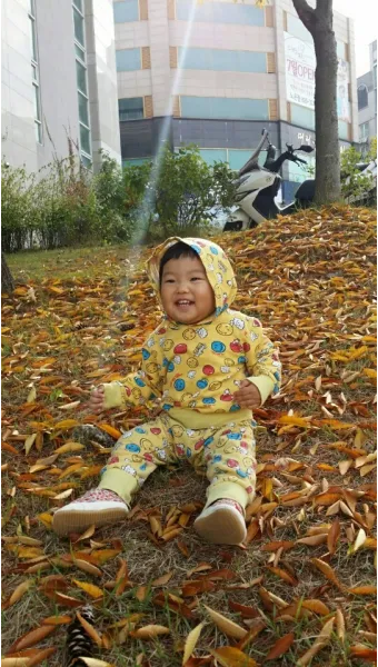 손주 사진 집안 실내 빛 방향 셔터속도 흔들림 방지_5