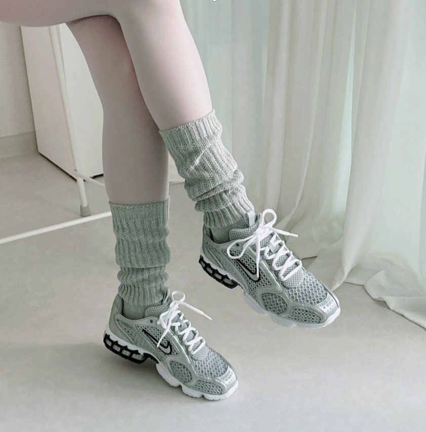 여름에도 스타일과 키를 동시에! 키커 보이는 운동화 추천 5가지