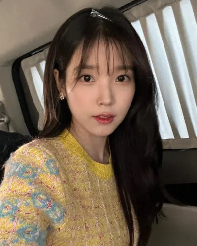 아이유-셀카-10