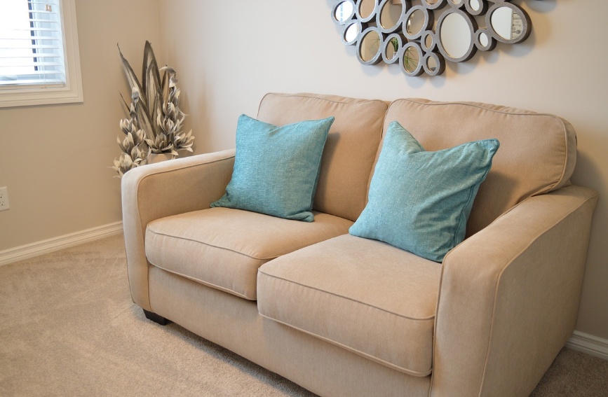 소파와 카펫 셀프 세탁하기