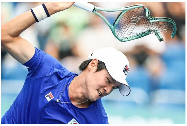 권순우 라켓 박살 비매너