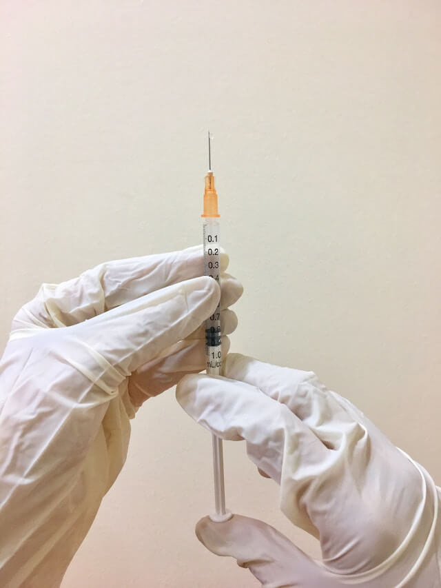 감기 바이러스 관련 주사 사진