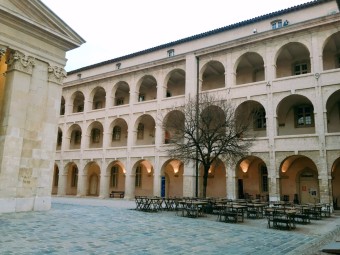 마르세유의 르 파니에 (Le Panier)