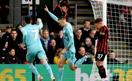 황희찬의 도움으로 역전골 완성한 장면