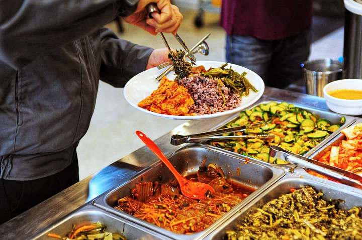 생생정보 무한리필 한식 뷔페 맛집