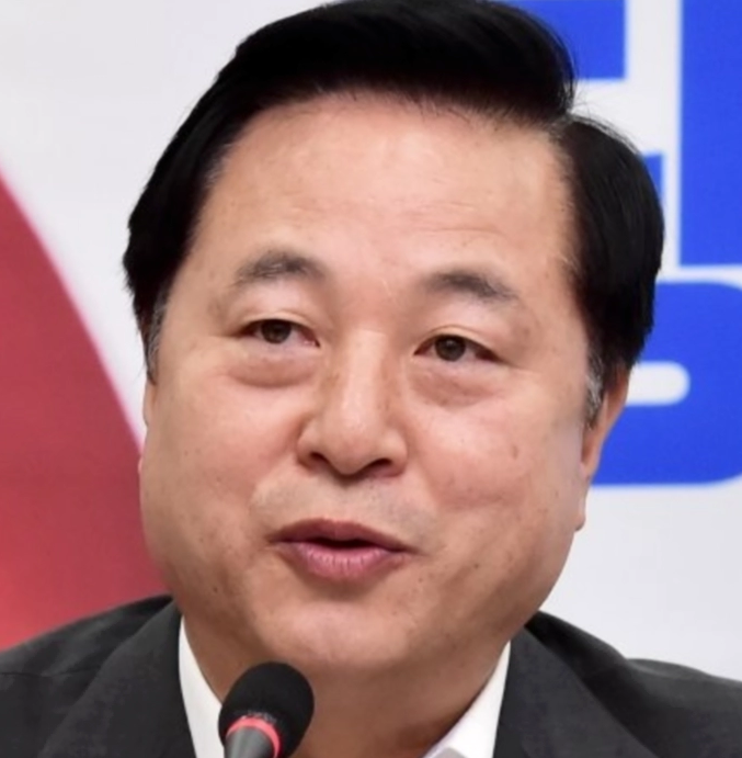 김두관 국회의원 프로필 나이 학력 재산 &amp;#124; 김두관 지역구 양산을 김태호 대결 상황
