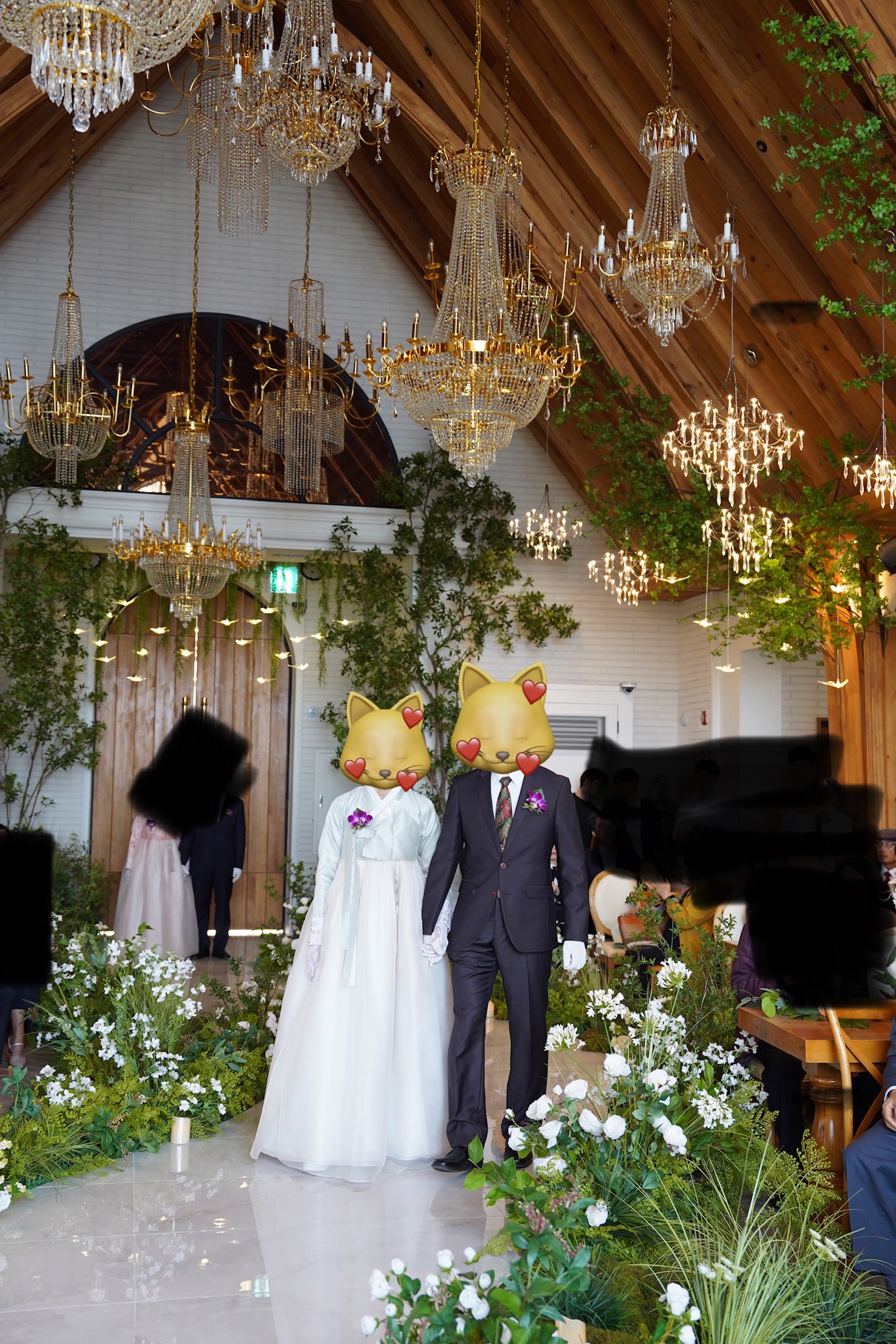 로지향 한복 수원점