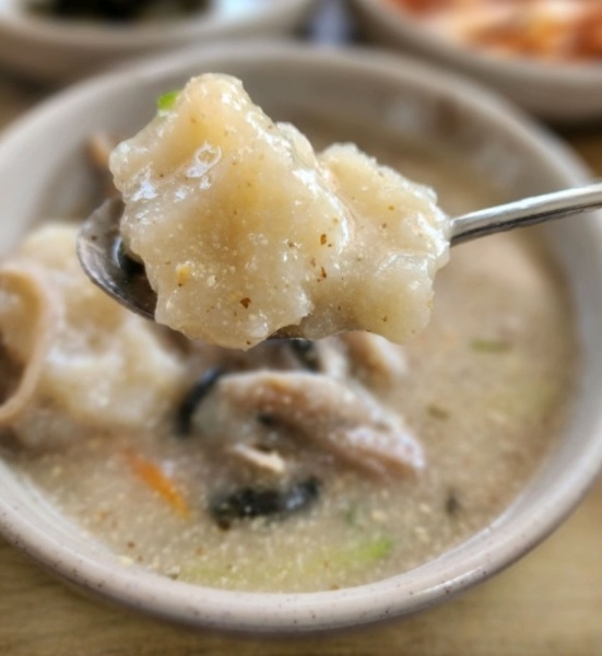 원주-옹심이메밀칼국수-또박이옹심이칼국수