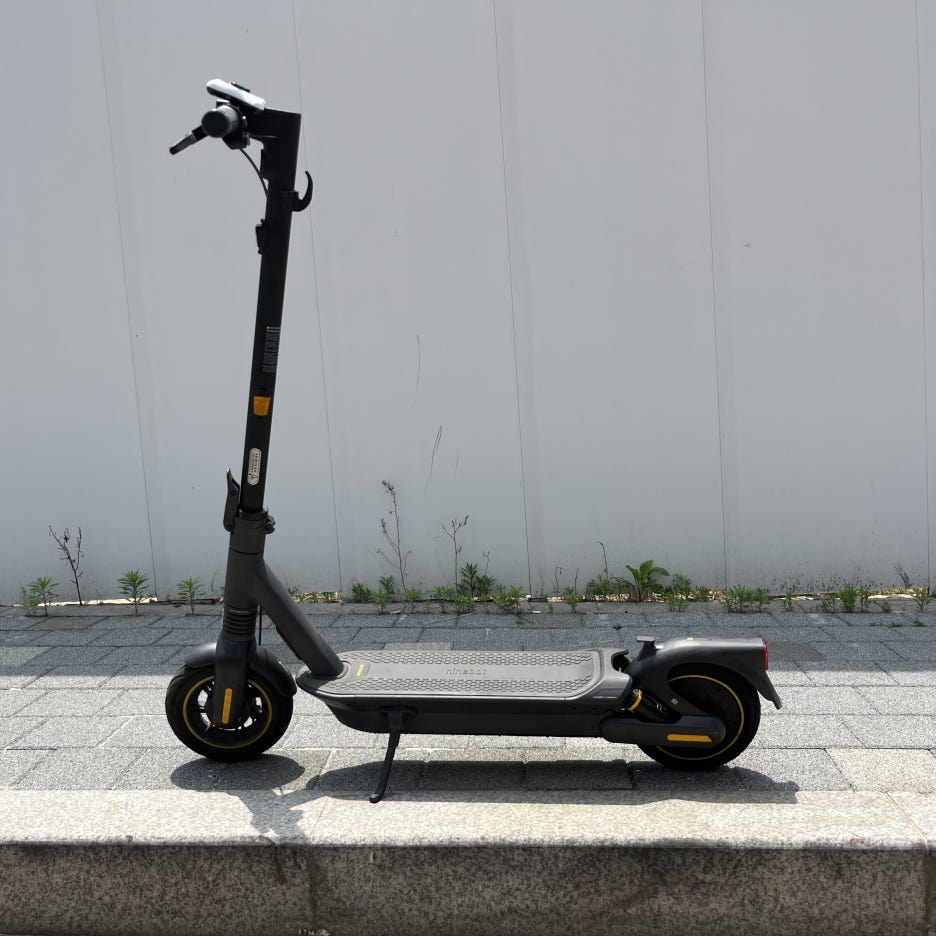 전동킥보드 수리: 나인봇 맥스 G2 AS-타이어 펑크 교체, 세그웨이 SEGWAY NINEBOT MAX, 수원 화성 동탄 광교 용인 안양 안산 오산 분당 군포