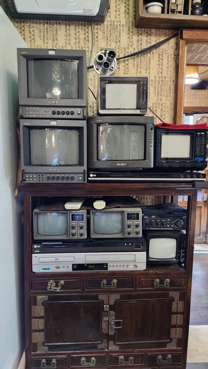 생생정보 2329회 오늘 또 방문 스타 밥집 개그맨 유민상 단골 보쌈 맛집 서울 영등포 양평동 이필당족발보쌈