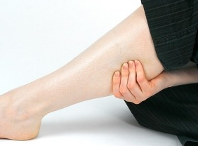 다리에 쥐가 나는 경우 증상과 해결방법