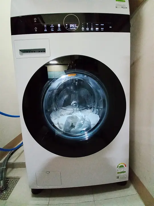 세탁기와 건조기 조합과 워시타워의 가장 큰 차이점이 무엇인가요